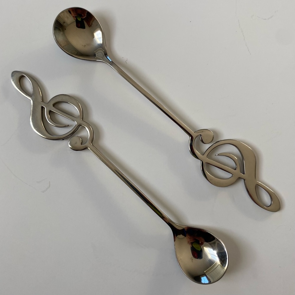 Musical Note Spoon Set Of 2 EUC Sugar Coffee Dessert Stainless Steel Spoons